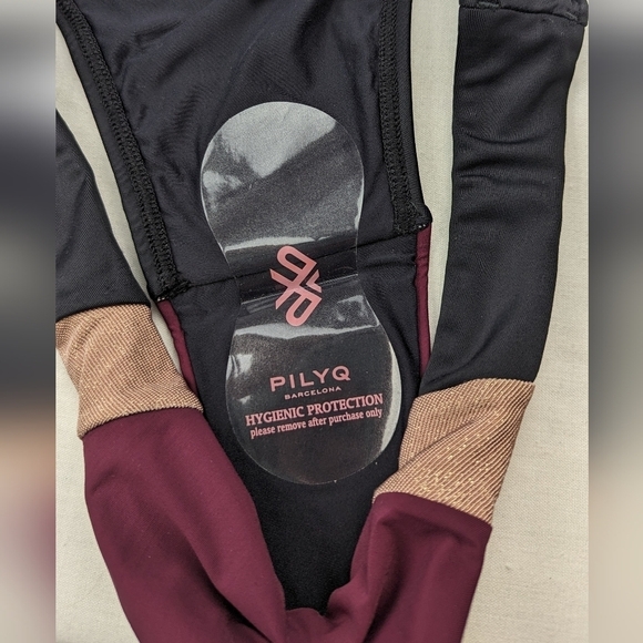 PilyQ
Vino Color Block Teeny Cheeky Coverage
Bikini Bottom - Picture 9 of 9